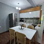 Appartement Jon's Tirana