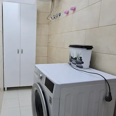 Jon's Apartment